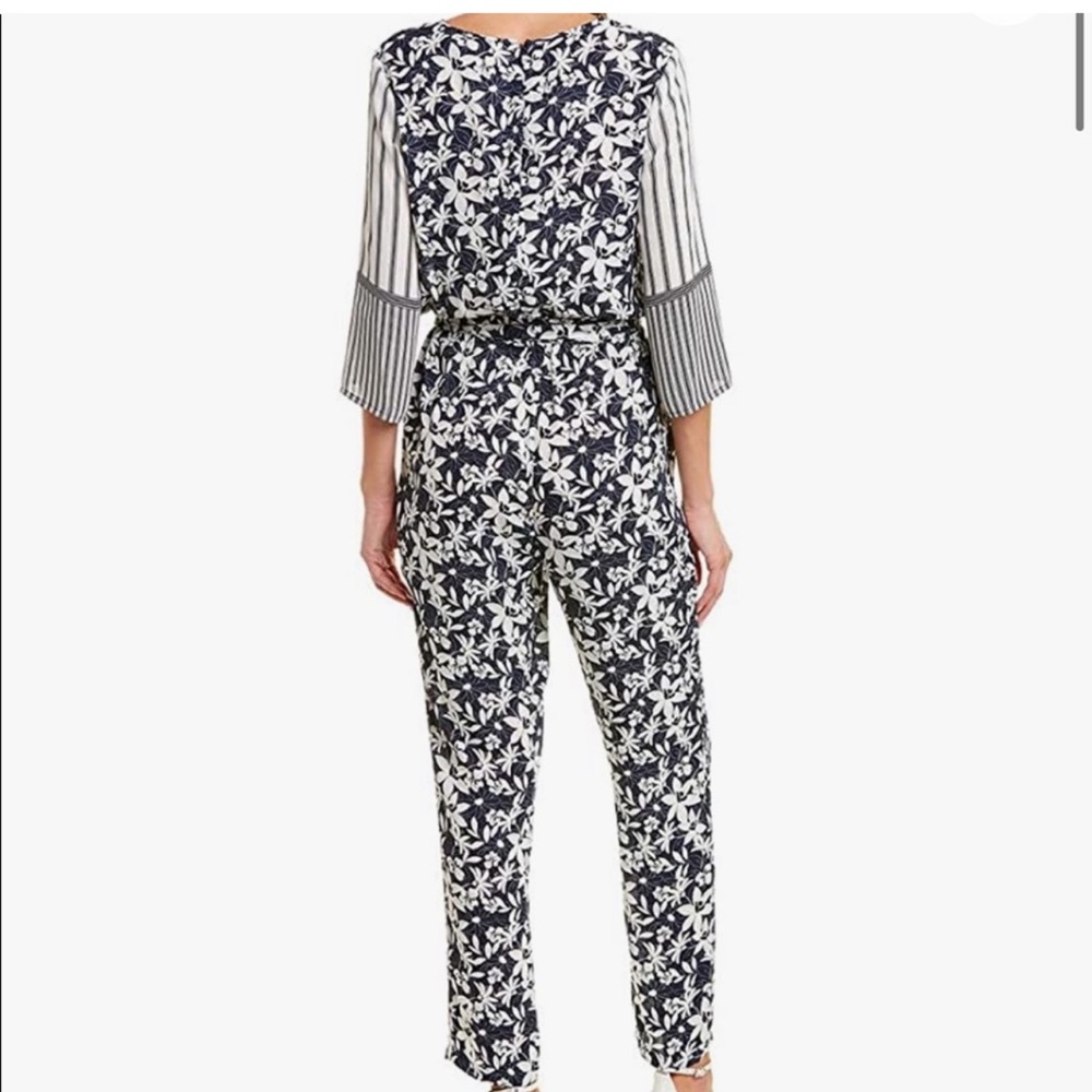 Vince Camuto Women's 3/4 Sleeve Floral Lace Mix Print Jumpsuit large - Picture 3 of 7